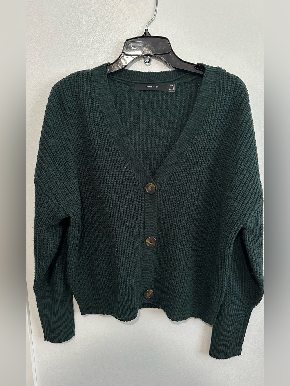 Vero Moda - Chunky Green V-Neck Button Front Women’s Sweater Cardigan - Picture 3 of 5